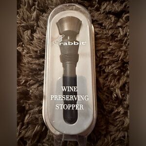 NWT Wine Preserving Stopper